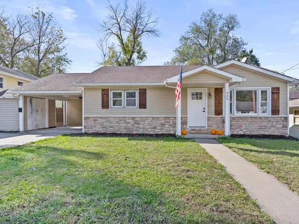 809 7th St, Boonville, MO 65233