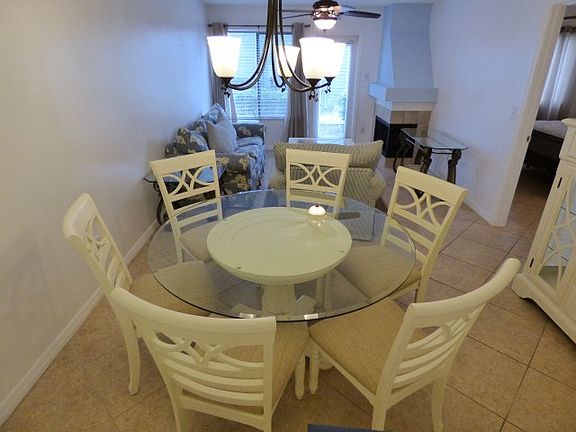 3rd image of 9503 Darien Ave #9503