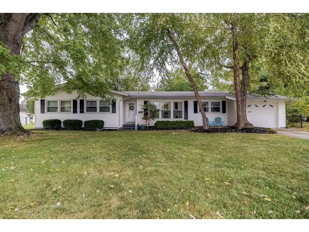127 Cambridge Ct photo 1