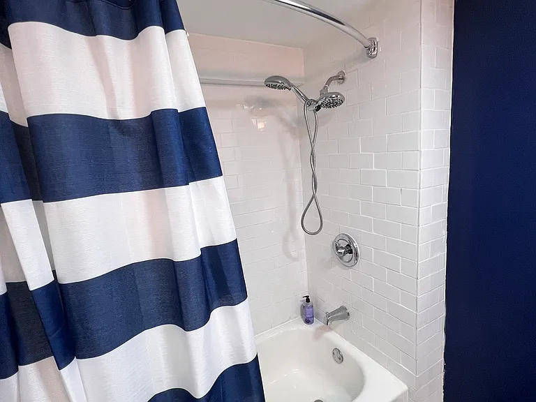 220 Bergen St #1 — Photo 17