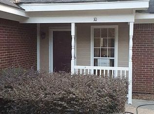 10 Oakwood Dr, Wetumpka, AL 36092