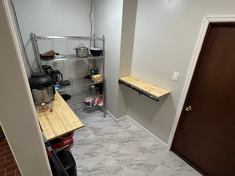 108 Thames Dr #2 — Photo 8