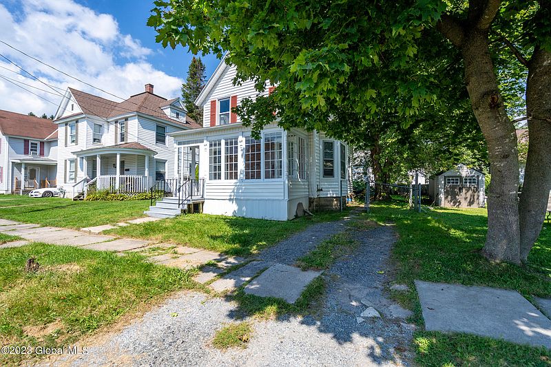 4th image of 1 Hoffman Street