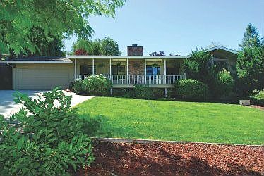 1st image of 717 Navarra Dr