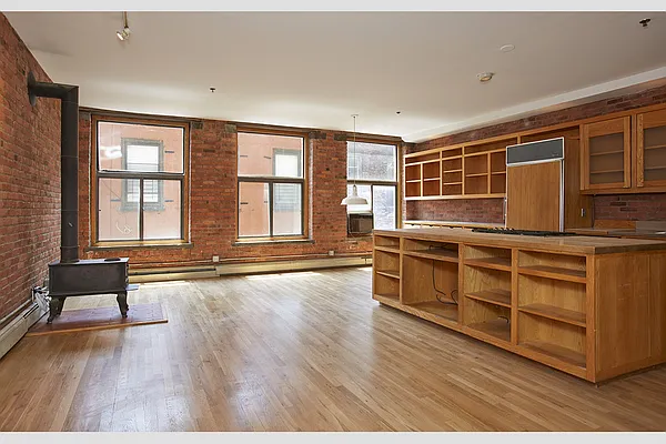 Sold by Stribling | media 5