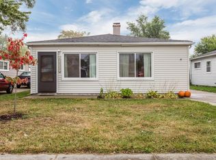 7350 Gilman St, Westland, MI 48185
