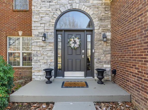 812 Amalfi Ln, Lexington, KY 40509