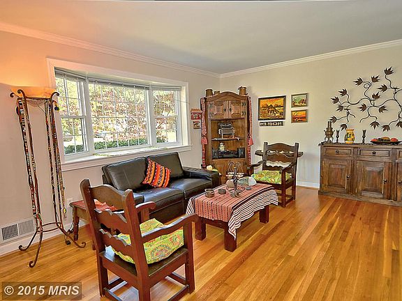 3rd image of 14122 London Ln