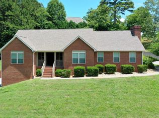 295 Southshore Dr, Greenback, TN 37742
