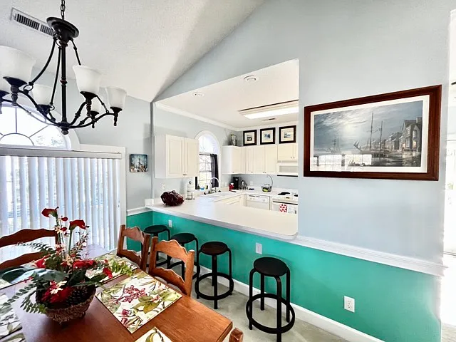 Hibiscus Dr — Photo 52