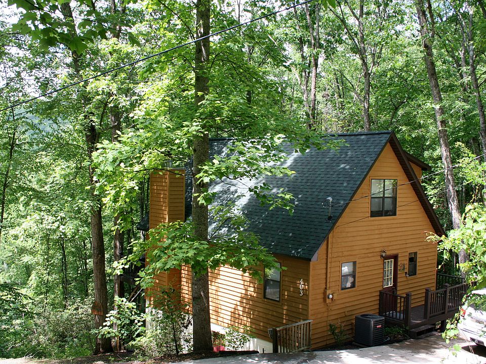 Private cabin in the Smokies
