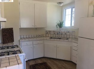 9306 A St, Oakland, CA 94603