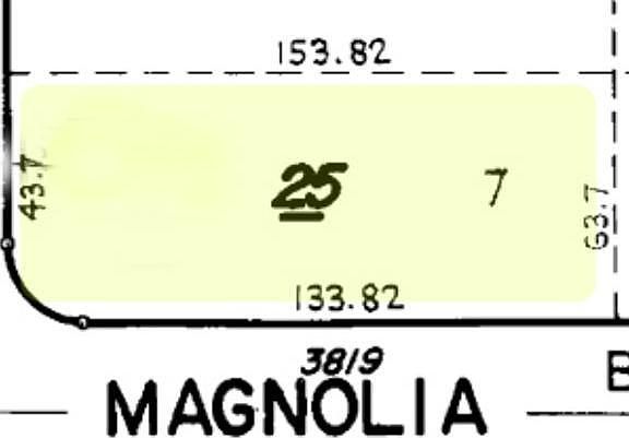 3rd image of 3819 Magnolia Dr