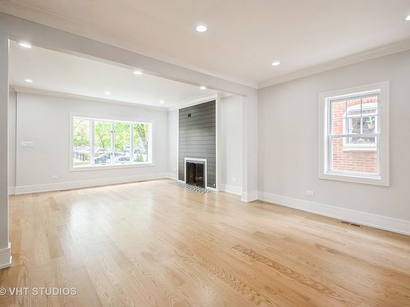 4th image of 7328 W Farwell Ave
