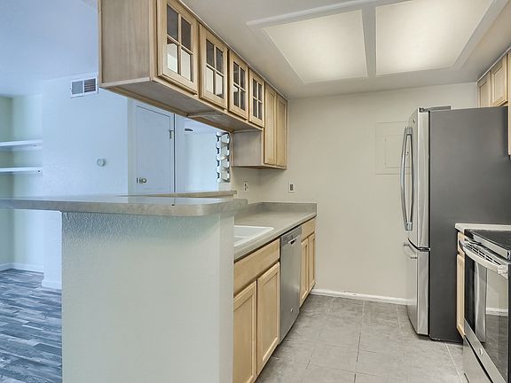 4th image of 9212 E Arbor Cir APT J