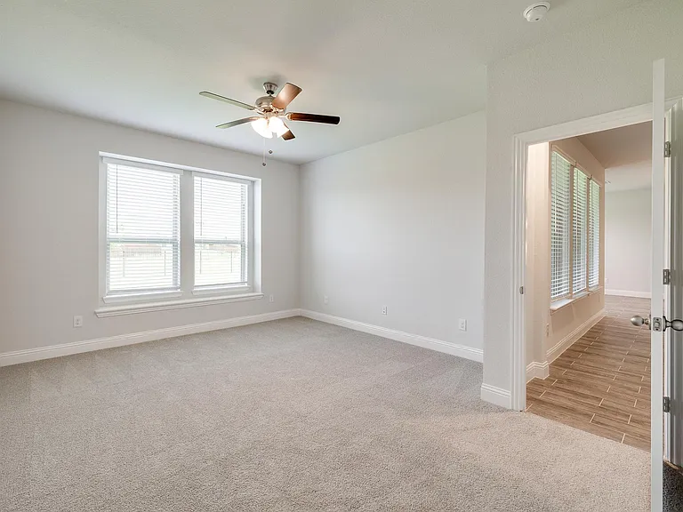 1216 Blanco Trl — Photo 31