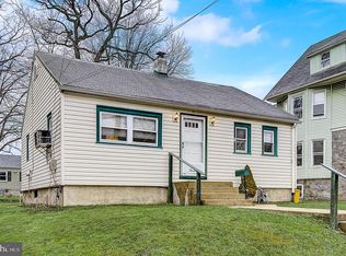 914 Bartram Ave, Collingdale, PA 19023