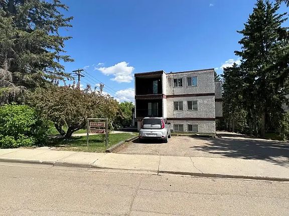 3rd image of 3815 54th Ave #201