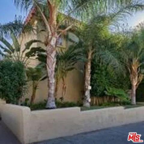 1540 N Fuller Ave #7