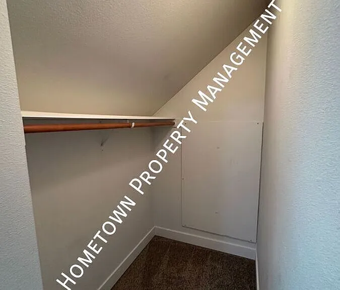 6231 Martin Way E — Photo 25