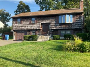 122 Batterson Dr, New Britain, CT 06053