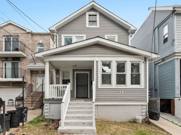 21 Edwin Pl, Newark City, NJ 07112