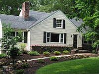 2nd image of 2679 Crest Ln