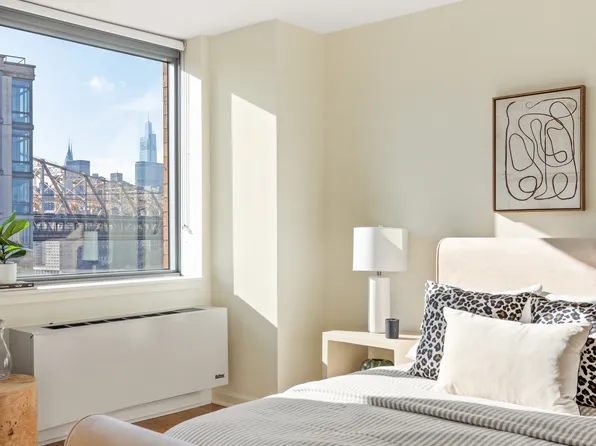 425 Main Street image 5 of 24