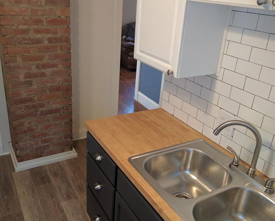 1st image of 1474 Maile Ave