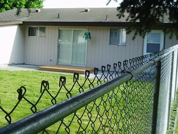 Back 1625 115th St S, Tacoma 98444