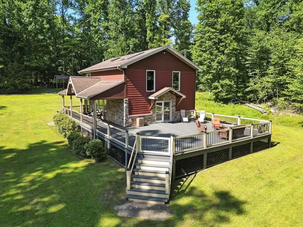 124 Walleye Dr, Kennerdell, PA 16374