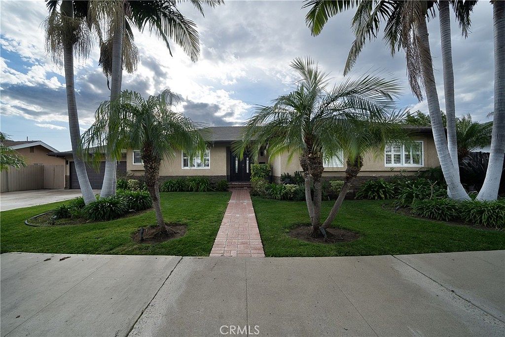2076 N Mori Ln, Orange, CA 92867 | MLS #PW25051618 | Zillow