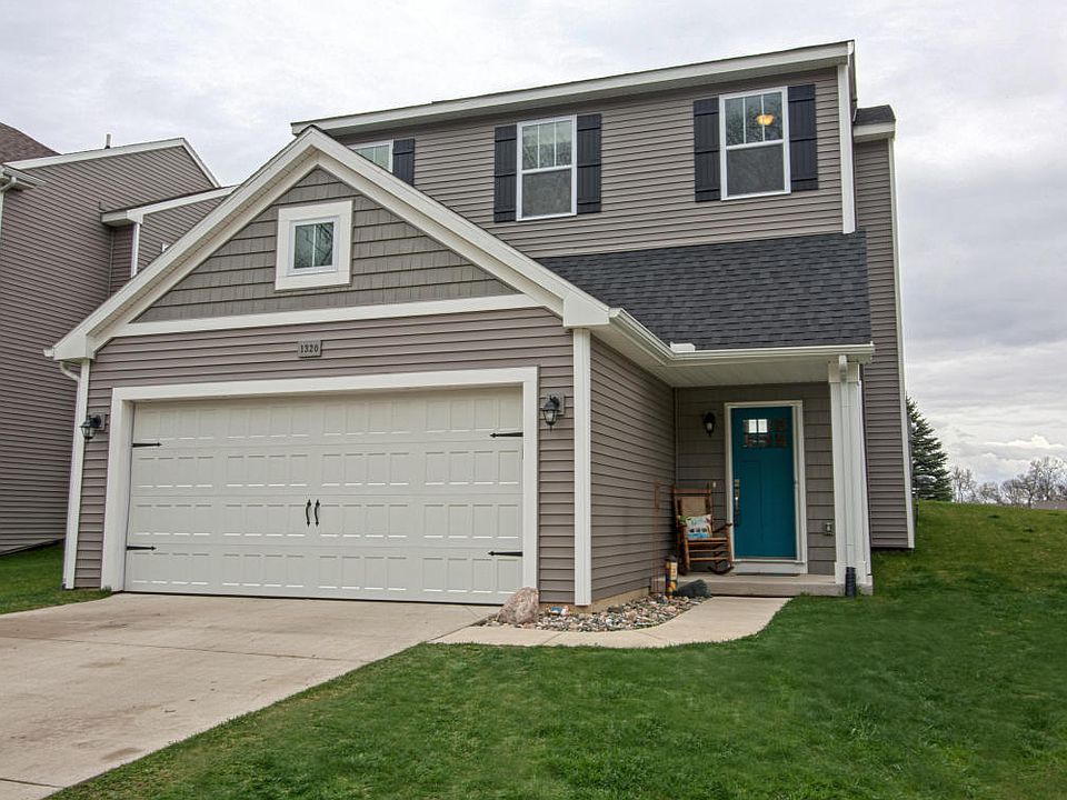 1st image of 1320 Highland Hill Dr SE