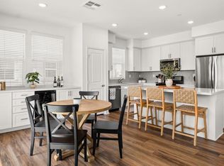 2328 Stardust Gln, Escondido, CA 92025