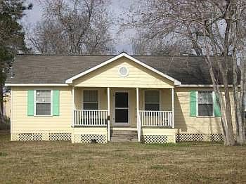 1st image of 206 Spence Ln