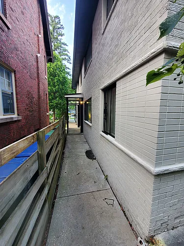 2209 E Park Pl Photo 1