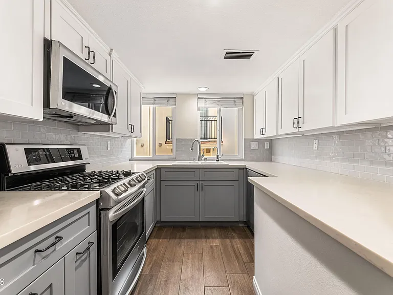 477 S Euclid Ave #477E — Photo 16