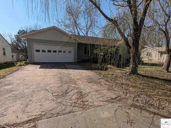 1312 S Arlington Ave, Sedalia, MO 65301