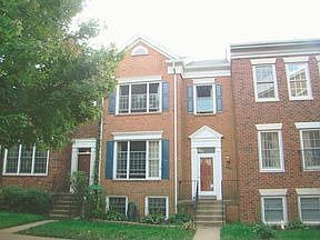 2nd image of 5113 Woodfield Dr