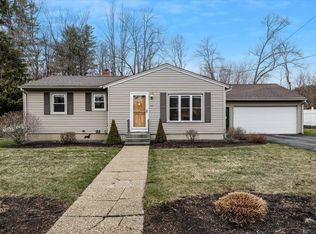 26 Bert St, Hooksett, NH 03106