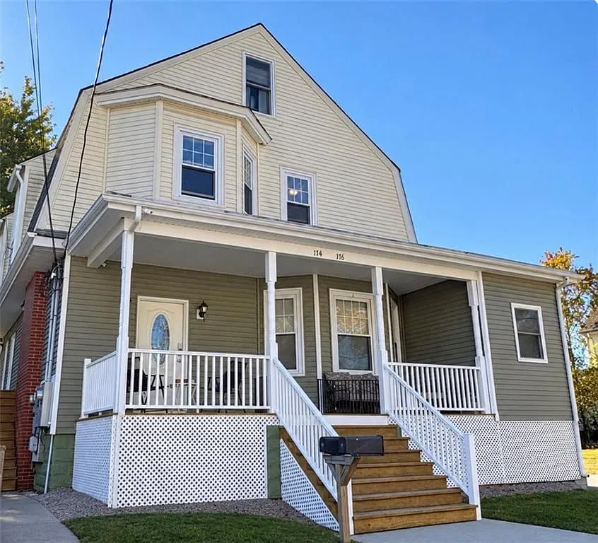 2 bed, 2.0 bath, 955 sqft, $2,450 — Photo 1