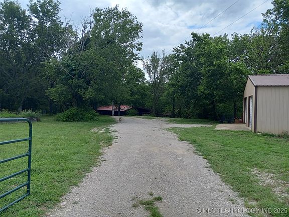5th image of 403807 W 2070th Dr