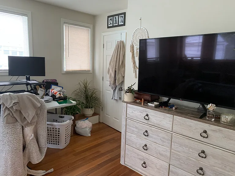 260 Salem St #2 — Photo 8