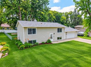 411 11th Ave SE, Faribault, MN 55021