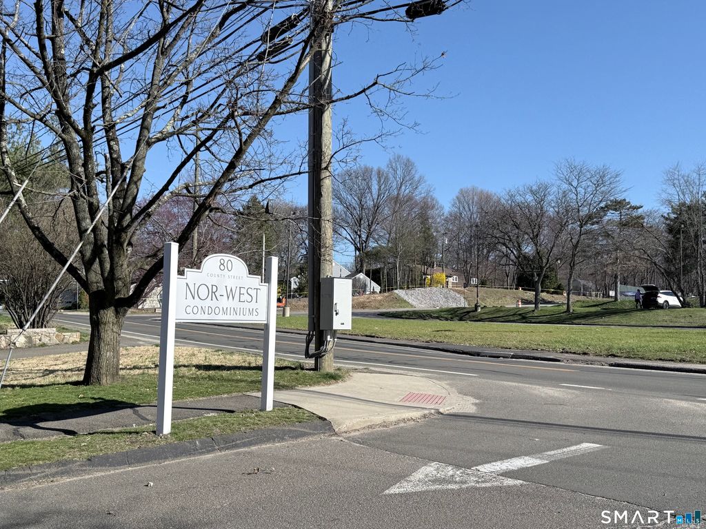 80 County Street #10F, Norwalk, CT - View 2