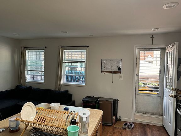 5th image of 75-19 Myrtle Ave #Bld