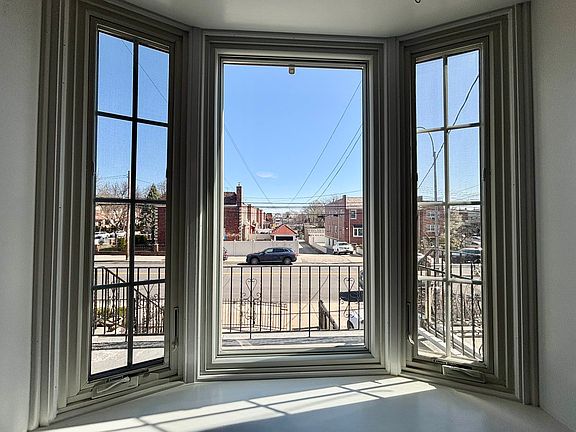 4th image of 47-08 Ditmars Blvd Unit 1
