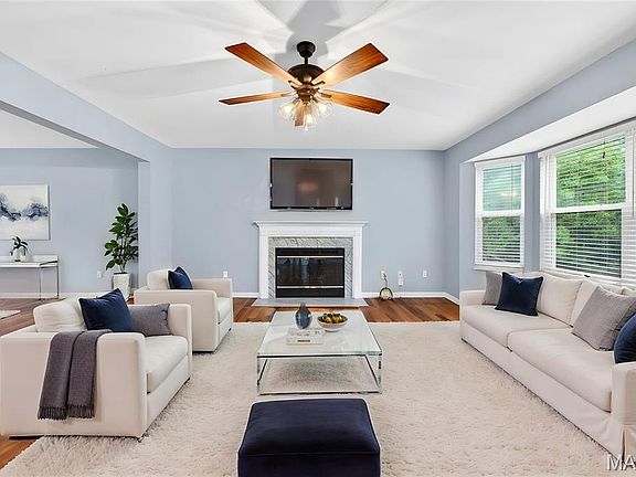 3rd image of 2617 Maple Tree Dr