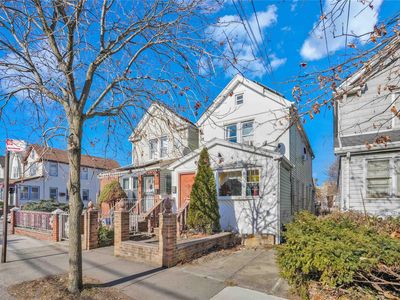 159-03 84th Road, Jamaica, NY, 11432