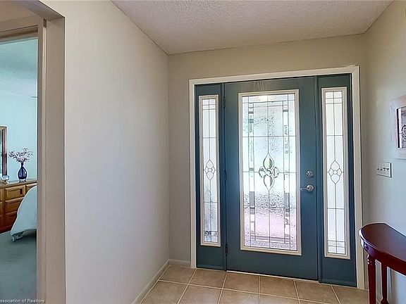 2nd image of 141 Grandview Blvd